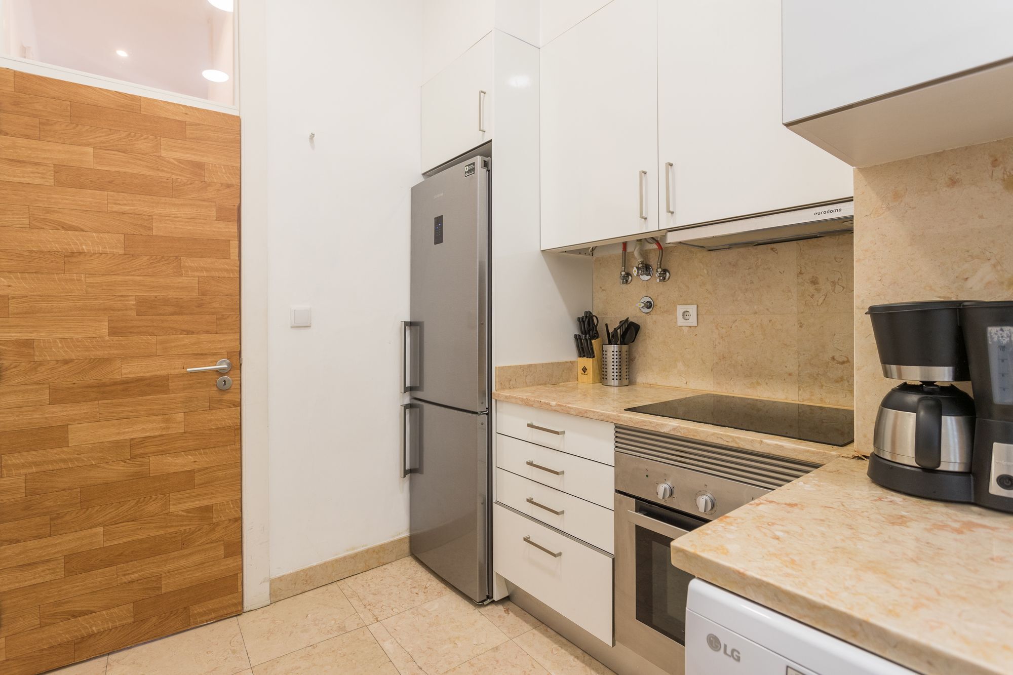 Modern Baixa By Lu Holidays Appartement